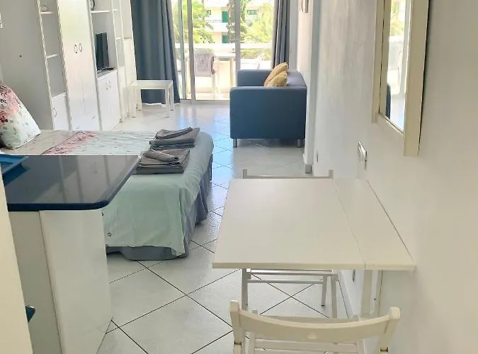 Wonderful, Lovely&quiet In - Wifi Free * Playa del Inglés